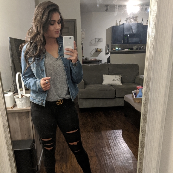 Meet your Posher, Haley - Picture 3 of 4